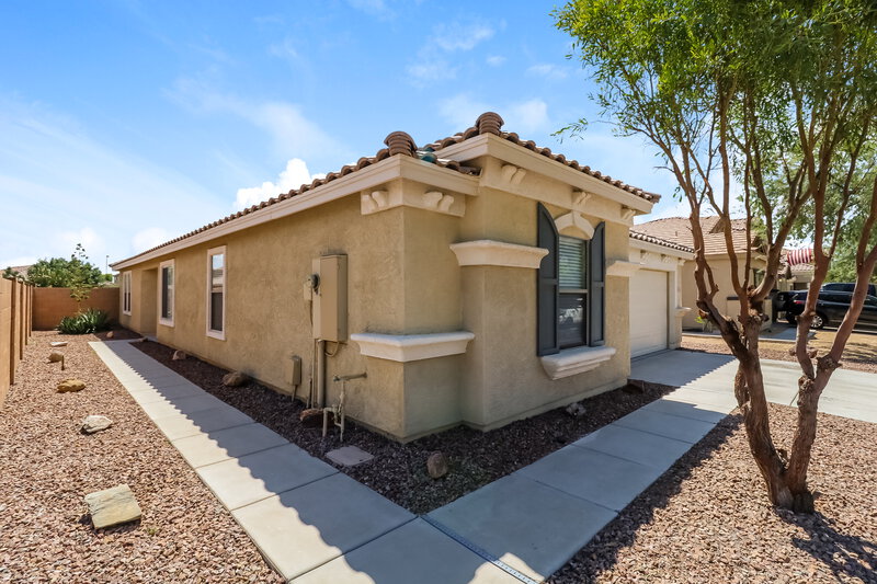 1,915/Mo, 25641 W Nancy Ln Buckeye, AZ 85326 Side View