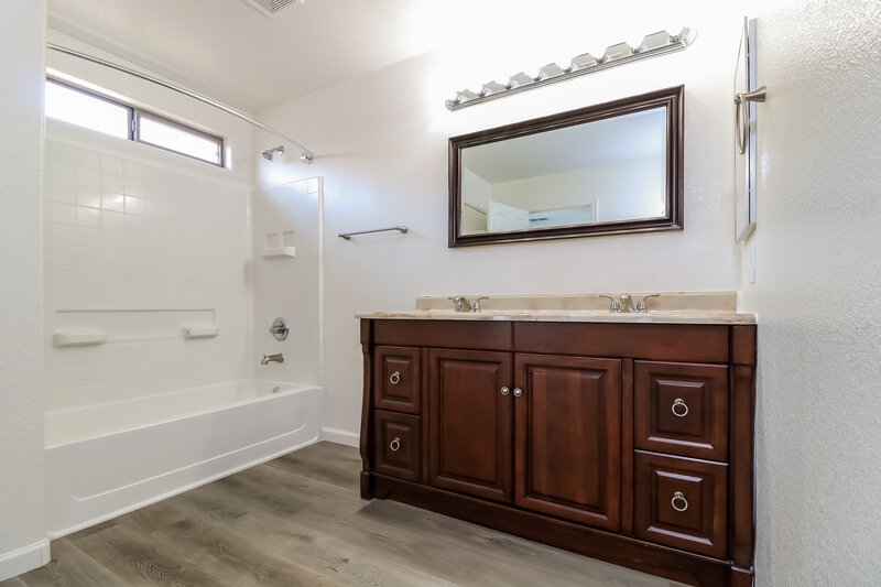 1,915/Mo, 25641 W Nancy Ln Buckeye, AZ 85326 Main Bathroom View