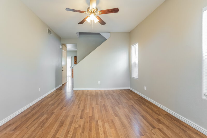 2,155/Mo, 6134 S Colonial Way Tempe, AZ 85283 Living Room View