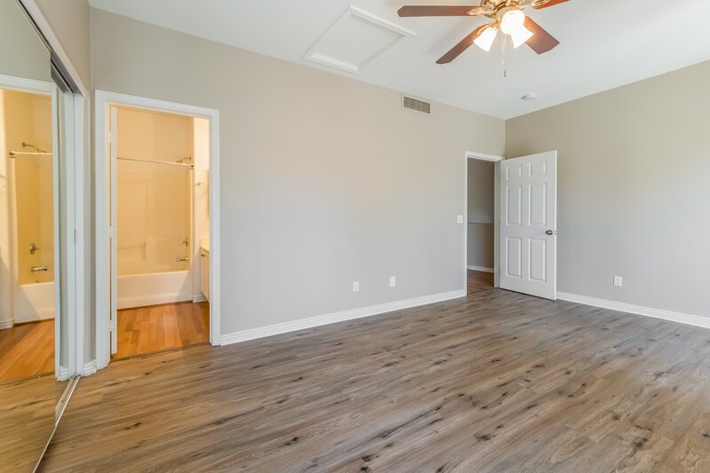 2,155/Mo, 6134 S Colonial Way Tempe, AZ 85283 Main Bedroom View