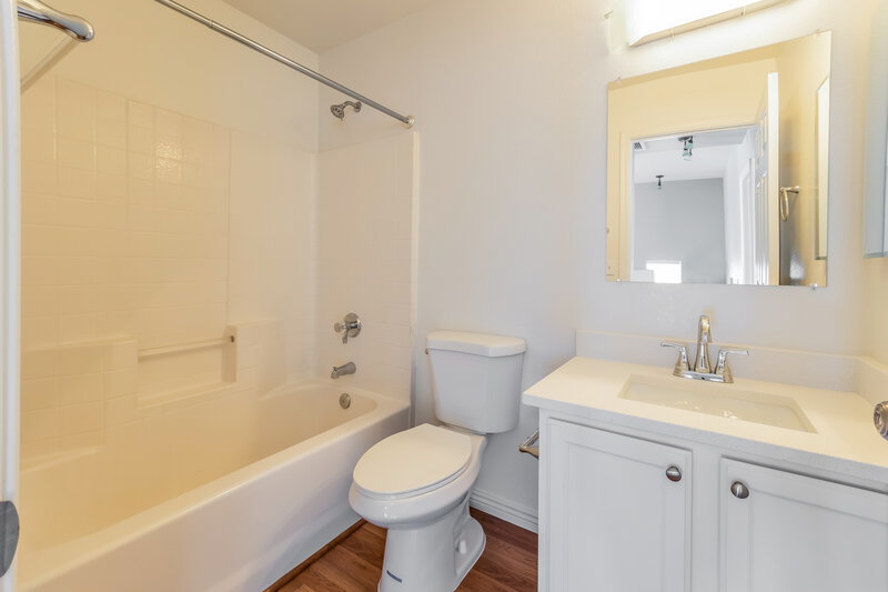 2,155/Mo, 6134 S Colonial Way Tempe, AZ 85283 Bathroom View