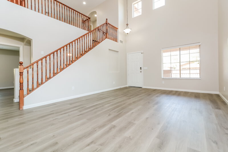 2,525/Mo, 7113 W Winslow Ave Phoenix, AZ 85043 Misc View 3