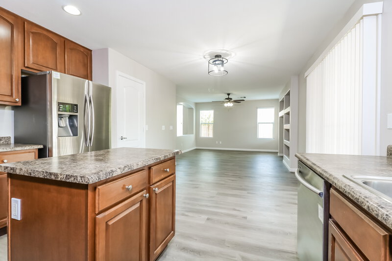 2,525/Mo, 7113 W Winslow Ave Phoenix, AZ 85043 Misc View 4