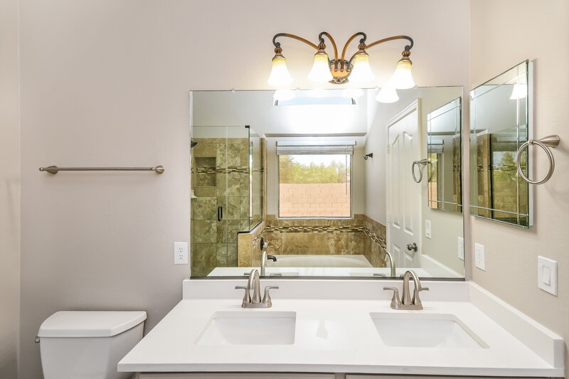 2,495/Mo, 1266 E Sierra Madre Ave Gilbert, AZ 85296 Main Bathroom View 2