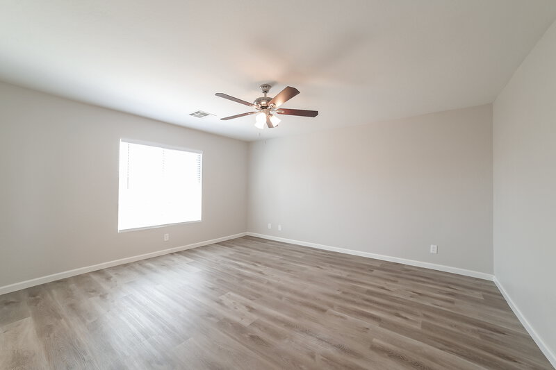2,545/Mo, 3033 W Grenadine Rd Phoenix, AZ 85041 Main Bedroom View 2