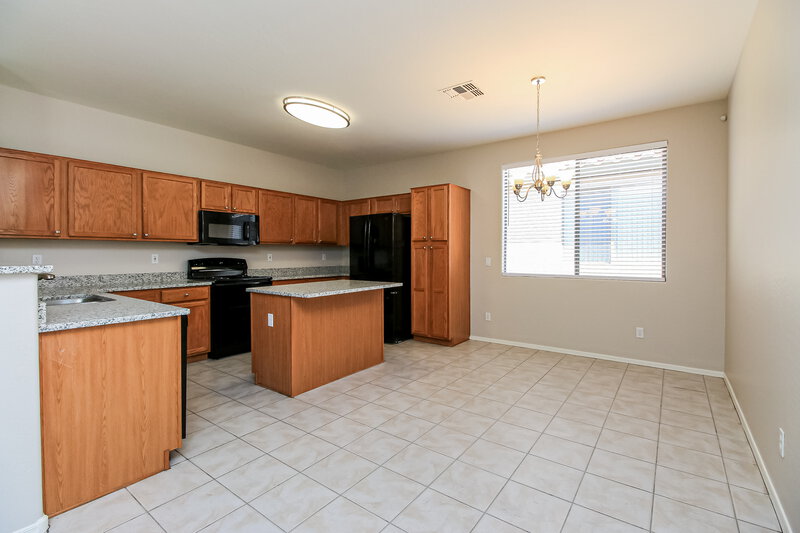 2,110/Mo, 20967 E Desert Hills Blvd Queen Creek, AZ 85142 Dining Room View