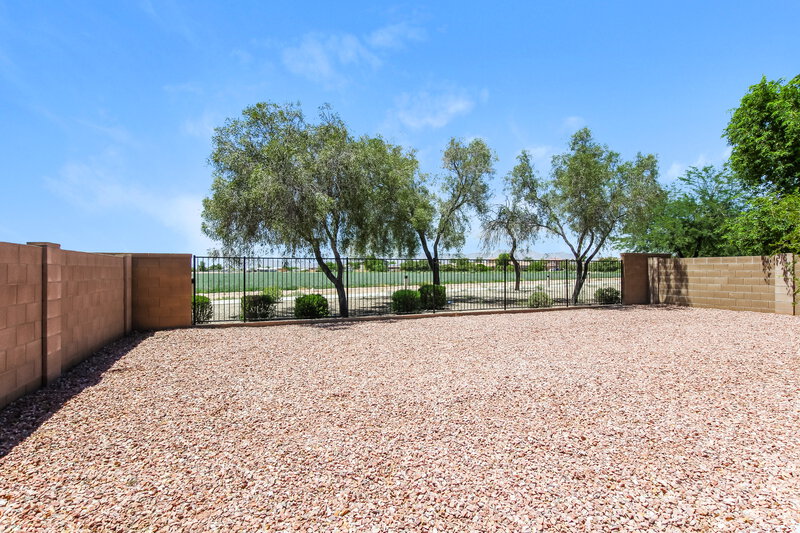 0/Mo, 1072 S 177th Dr # A1 Goodyear, AZ 85338 Exterior View