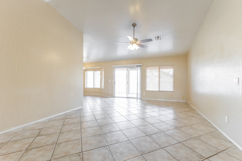 3,285/Mo, 1662 W Campbell Ave Gilbert, AZ 85233 Living Room View