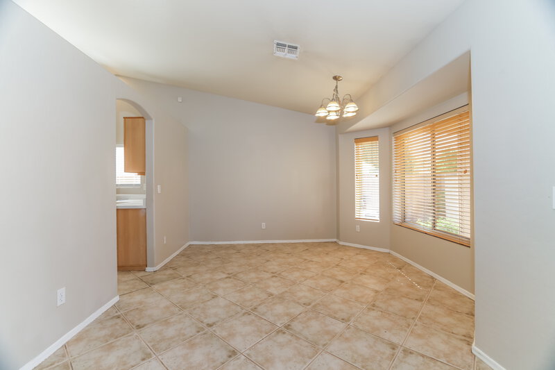 3,225/Mo, 1662 W Campbell Ave Gilbert, AZ 85233 Dining Room View