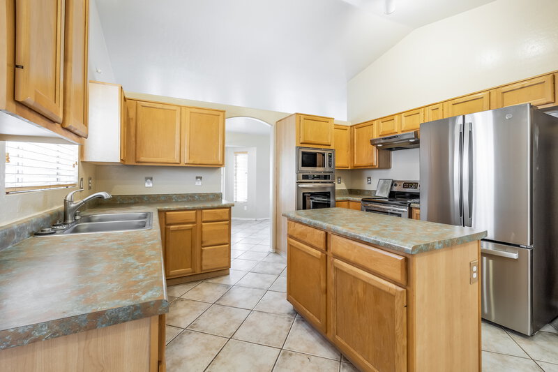 3,285/Mo, 1662 W Campbell Ave Gilbert, AZ 85233 Kitchen View