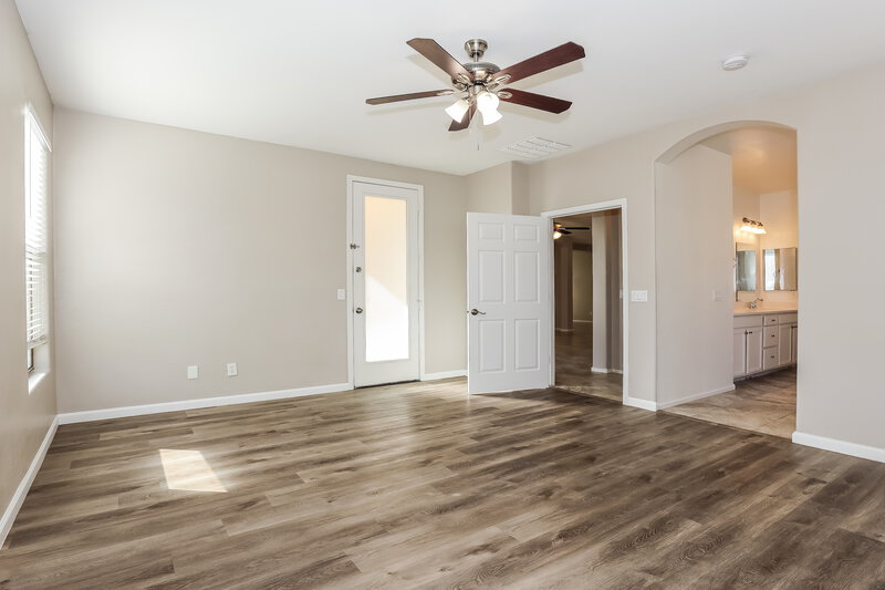 2,200/Mo, 4505 W Pleasant Ln Laveen, AZ 85339 Main Bedroom View