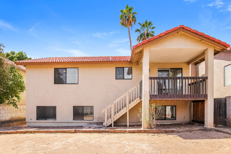 2,670/Mo, 1226 W Seashore Dr Gilbert, AZ 85233 Rear View 2