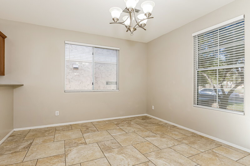 1,835/Mo, 5416 W Fulton St Phoenix, AZ 85043 Dining Room View