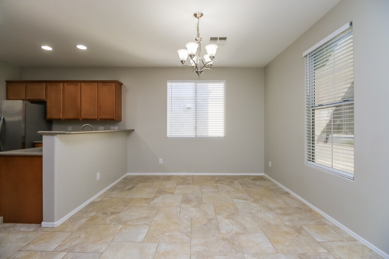 1,965/Mo, 5416 W Fulton St Phoenix, AZ 85043 Dining Room View