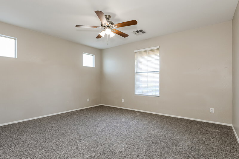 1,835/Mo, 5416 W Fulton St Phoenix, AZ 85043 Main Bedroom View