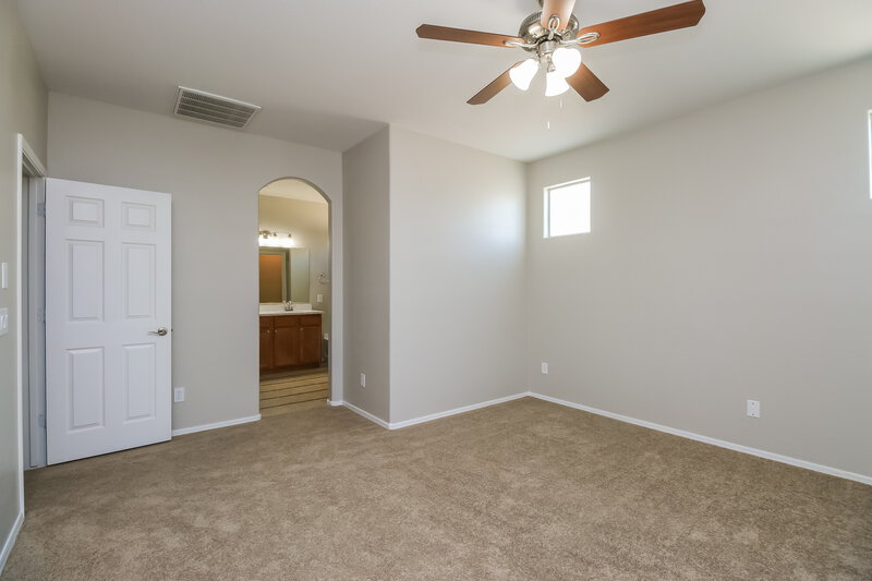1,965/Mo, 5416 W Fulton St Phoenix, AZ 85043 Main Bedroom View 2