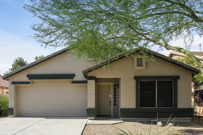 2,355/Mo, 2510 W Bent Tree Dr Phoenix, AZ 85085 External View