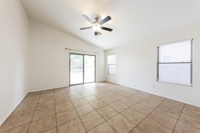2,210/Mo, 2510 W Bent Tree Dr Phoenix, AZ 85085 Living Room View