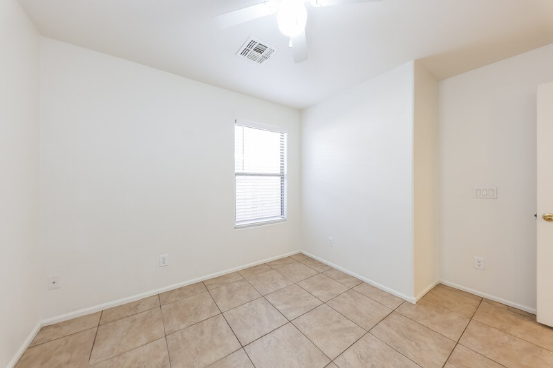 2,210/Mo, 2510 W Bent Tree Dr Phoenix, AZ 85085 Bedroom View 2