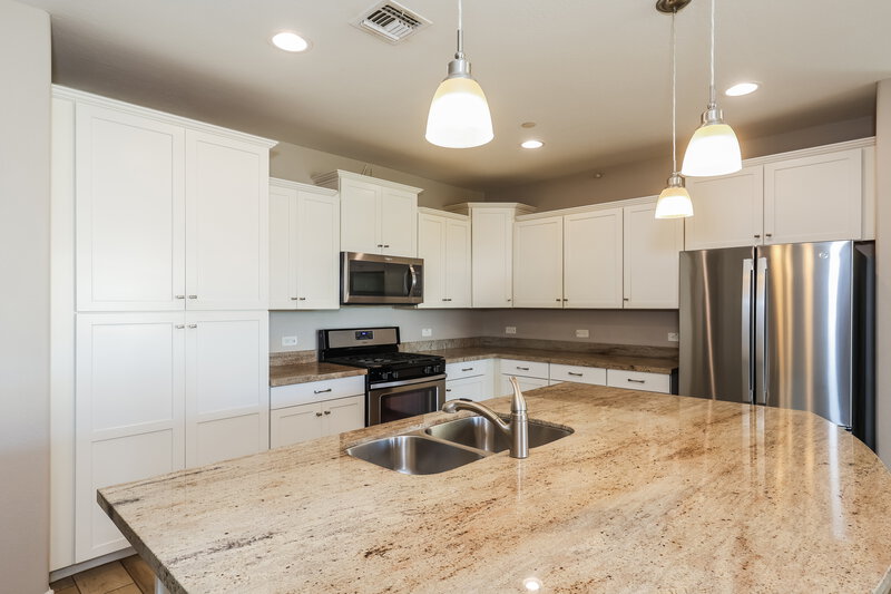 2,395/Mo, 10654 W Anna Ave Peoria, AZ 85383 Kitchen View 2