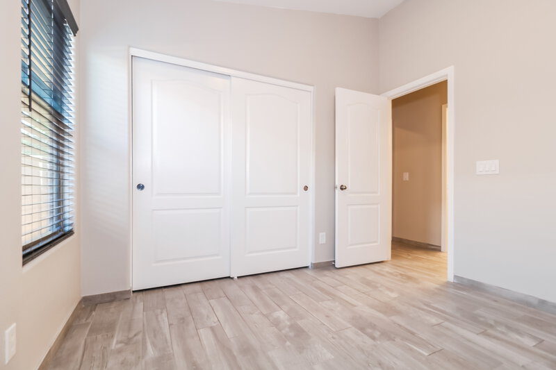 1,950/Mo, 15881 W Latham St Goodyear, AZ 85338 Bedroom View