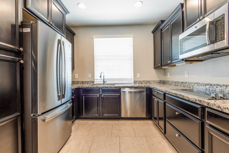 2,825/Mo, 4138 E Pony Ln Gilbert, AZ 85295 Kitchen View 2