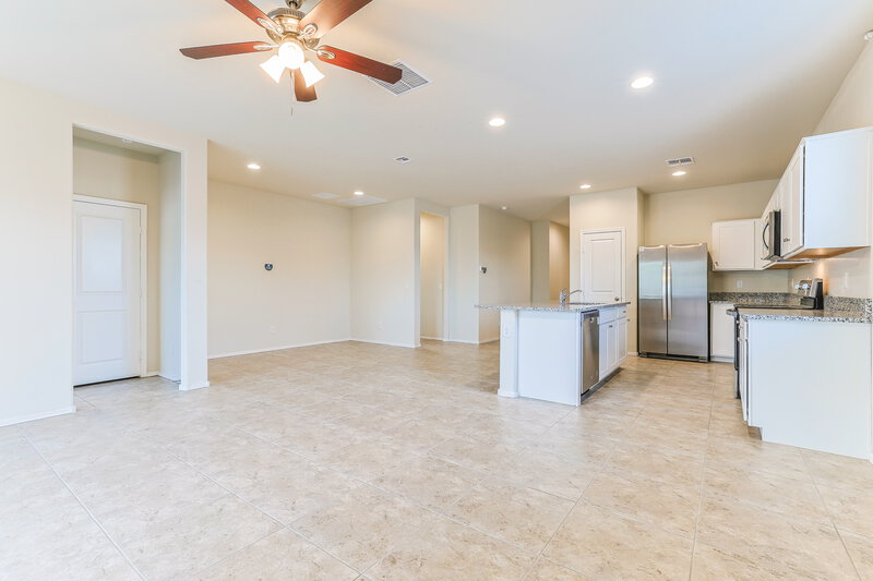 2,075/Mo, 7854 W Forest Grove Ave Phoenix, AZ 85043 Living Room View 2