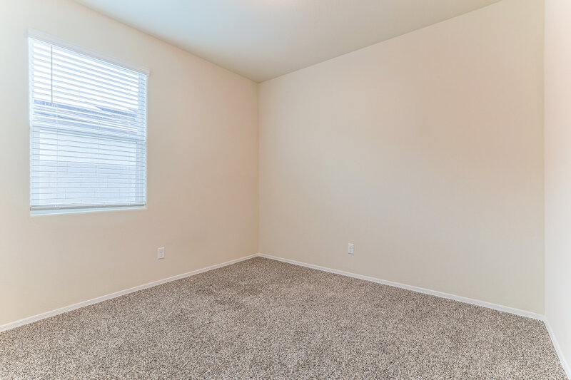 2,075/Mo, 7854 W Forest Grove Ave Phoenix, AZ 85043 Bathroom View 3