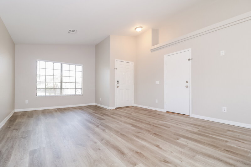 1,860/Mo, 13053 W Redfield Rd El Mirage, AZ 85335 Living Room View