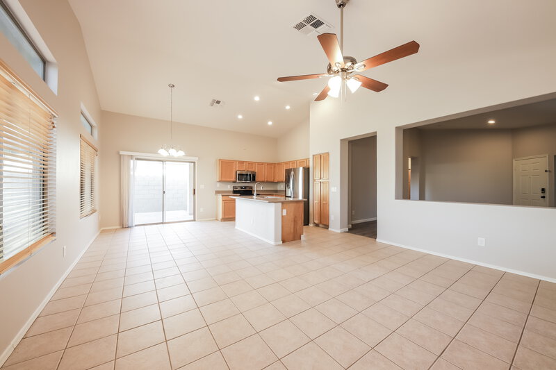 2,315/Mo, 3453 W Webster Ct Anthem, AZ 85086 Living Room View 2