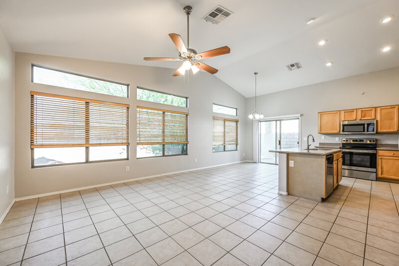 2,225/Mo, 3453 W Webster Ct Anthem, AZ 85086 Family Room View 2