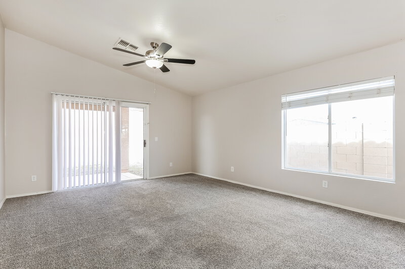 1,760/Mo, 22332 W Lasso Ln Buckeye, AZ 85326 Family Room View