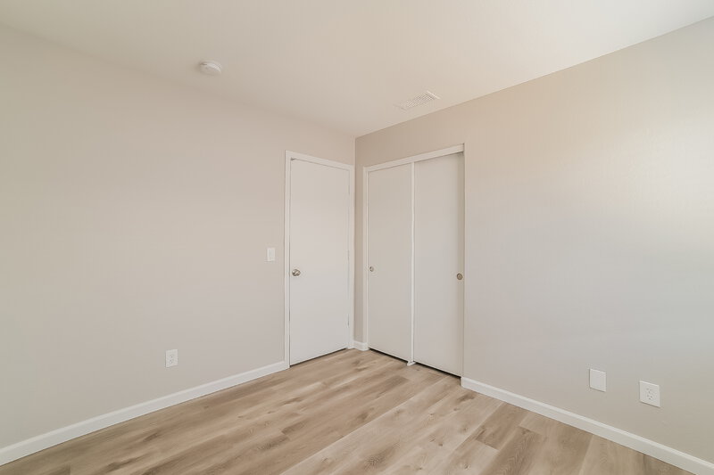 1,905/Mo, 15905 W Elm St Surprise, AZ 85374 Bedroom View 4