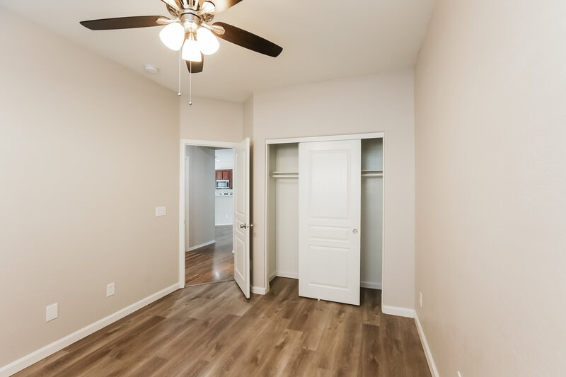 2,265/Mo, 11828 W Daley Ct Sun City, AZ 85373 Bedroom View