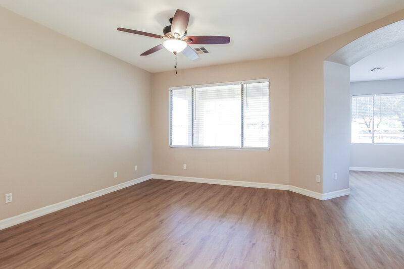 2,455/Mo, 18782 E Kingbird Dr Queen Creek, AZ 85142 Living Room View