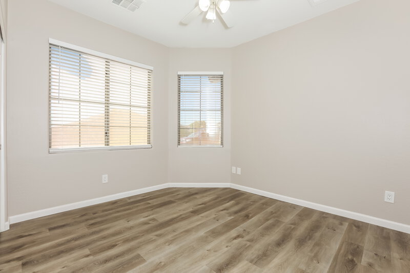 2,820/Mo, 892 W 22nd Ave Apache Junction, AZ 85120 Bedroom View 2