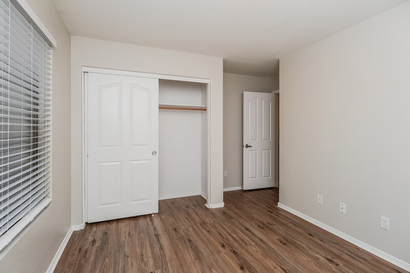 2,220/Mo, 10334 E Idaho Ave Mesa, AZ 85209 Bedroom View 3