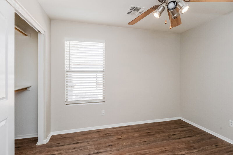 2,220/Mo, 10334 E Idaho Ave Mesa, AZ 85209 Bedroom View 4