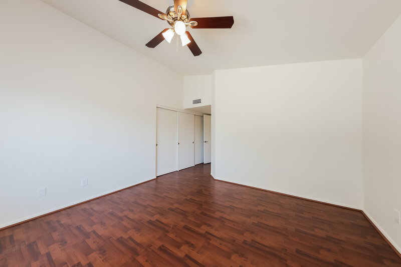 2,085/Mo, 8449 W Wethersfield Rd Peoria, AZ 85381 Main Bedroom View 2
