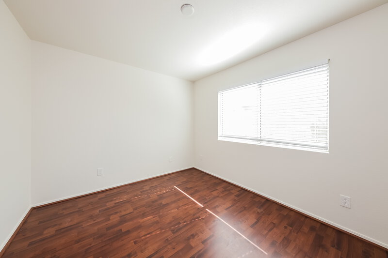 2,085/Mo, 8449 W Wethersfield Rd Peoria, AZ 85381 Bedroom View 2