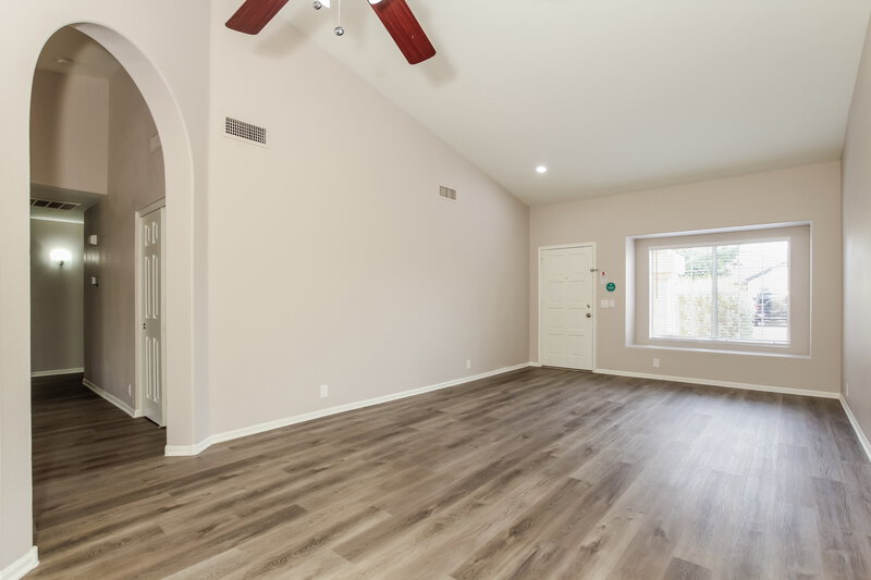 2,465/Mo, 10249 W Orange Dr Glendale, AZ 85307 Living Room View 2