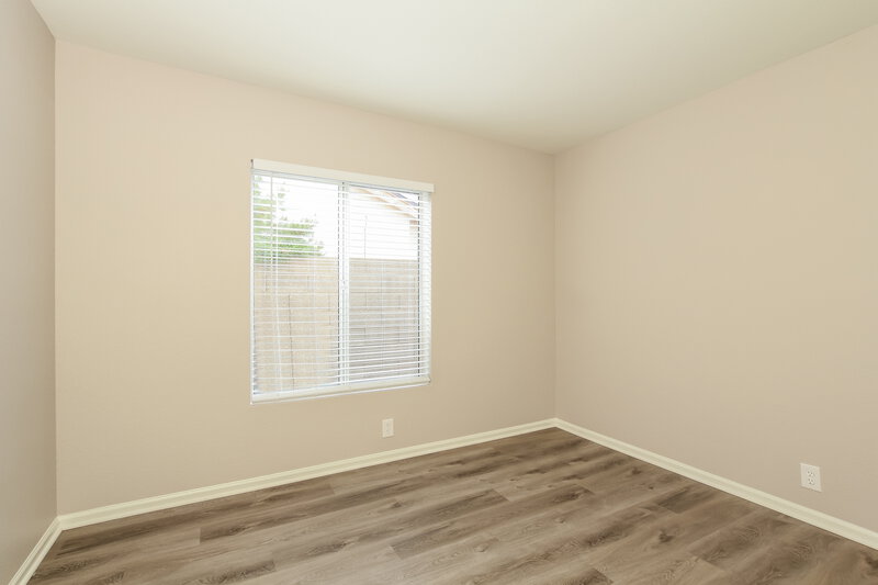 2,465/Mo, 10249 W Orange Dr Glendale, AZ 85307 Bedroom View 2
