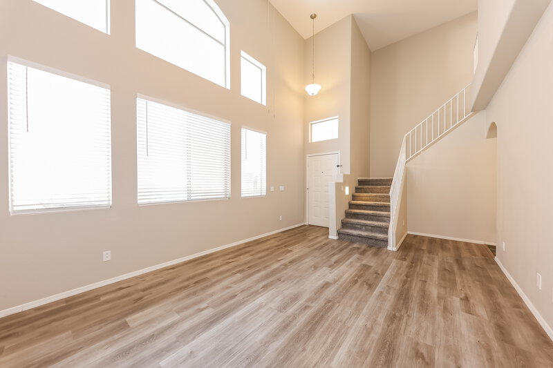 2,385/Mo, 4910 W Marco Polo Rd Glendale, AZ 85308 Living Room View 3