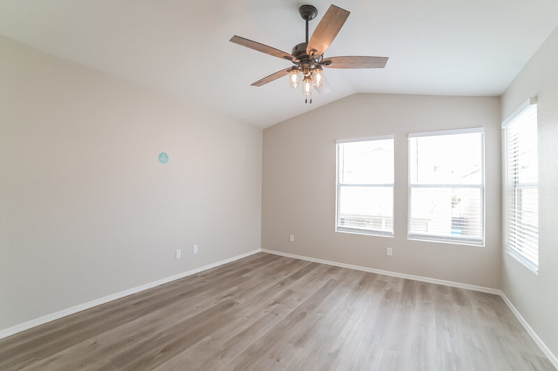 2,340/Mo, 4910 W Marco Polo Rd Glendale, AZ 85308 Main Bedroom View