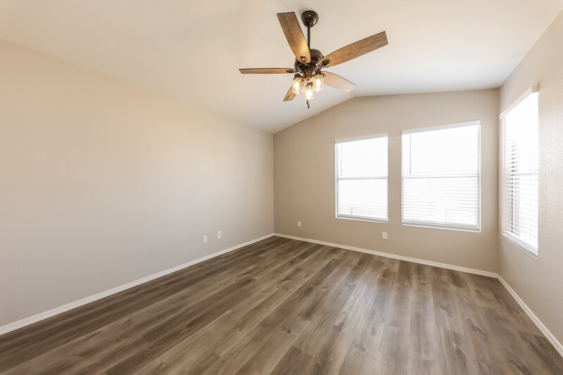 2,385/Mo, 4910 W Marco Polo Rd Glendale, AZ 85308 Main Bedroom View