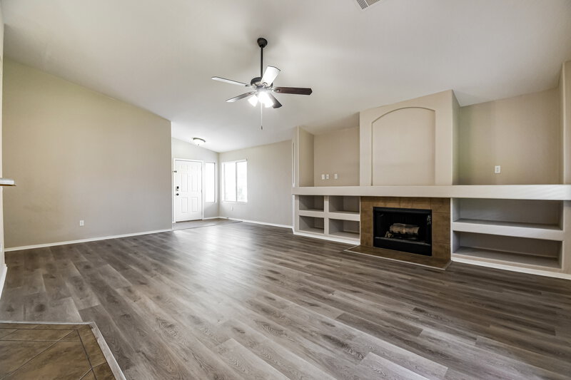 2,825/Mo, 1380 E Sheffield Ave Gilbert, AZ 85296 Living Room View
