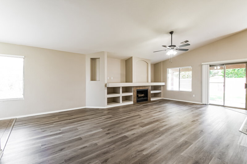 2,825/Mo, 1380 E Sheffield Ave Gilbert, AZ 85296 Living Room View 3