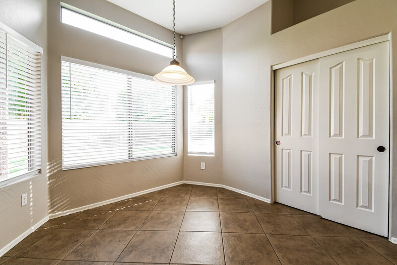 2,825/Mo, 1380 E Sheffield Ave Gilbert, AZ 85296 Dining Room View