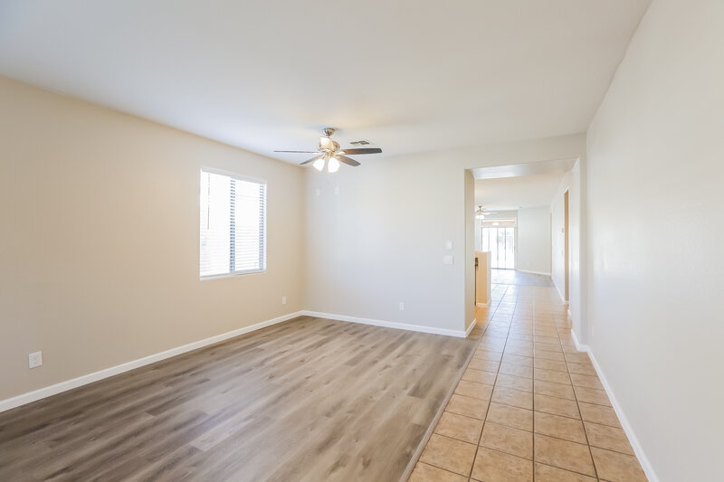 2,360/Mo, 7016 W Alta Vista Rd Laveen, AZ 85339 Living Room View