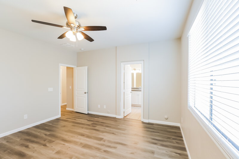 2,360/Mo, 7016 W Alta Vista Rd Laveen, AZ 85339 Main Bedroom View 2